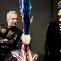 Превью выставки Жан-Поля Готье в лондонском Центре искусств Барбикан