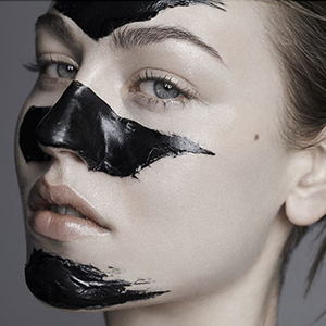 Что нужно знать о черных масках для лица