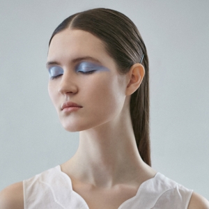 Голубые тени: 5 идей для макияжа