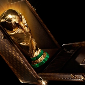 Louis Vuitton создали чемодан для футбольного Кубка мира