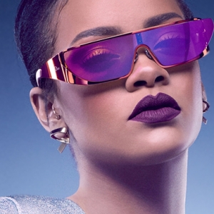 Рианна совместно с Dior выпустила коллекцию солнцезащитных очков