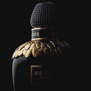 Alexander McQueen открывает парфюмерную линию