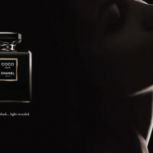 Карли Клосс в новой рекламе аромата Chanel