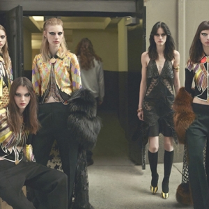 Рекламная кампания \"египетской\" коллекции Givenchy