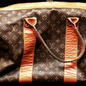 Louis Vuitton начинает борьбу с подделками 