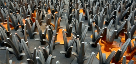 Металлическая трава от Ай Вэйвэя на биеннале в Ванкувере