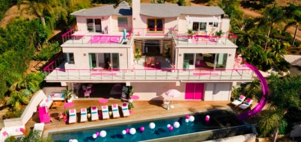 На Airbnb можно арендовать настоящий домик Барби