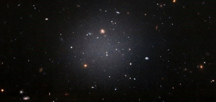 Ученые обнаружили «призрачную» галактику без темной материи