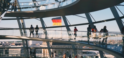 Германия направит 50 миллиардов евро на поддержку культуры и искусства