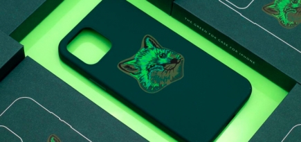 Maison Kitsuné выпустил коллекцию аксессуаров для iPhone в изумрудно-зеленой гамме