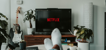 Netflix тестирует дополнительную плату за использование одного аккаунта несколькими людьми