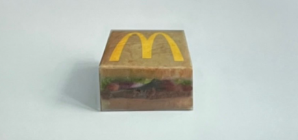 Канье Уэст создал новый дизайн упаковки еды McDonald's