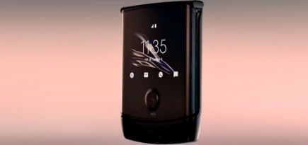 Motorola возродила модель Razr в виде сенсорной раскладушки