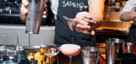 Крио-коктейли и баттл барменов в Sapiens Kitchen & Bar