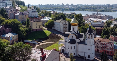 Канатная дорога, лучшая шаурма и таинственный хиромант: гид по Нижнему Новгороду и его окрестностям