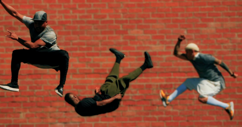 Участники The Black Eyed Peas прыгают на фоне стены в видео на трек «Get Ready»