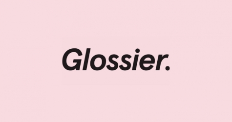 Glossier начнёт предлагать опцию экоупаковки при покупке