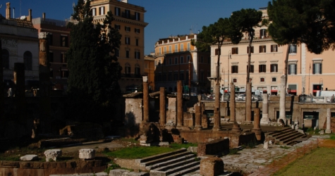Bulgari вложит 500 000 евро в реставрацию римской площади Торре-Арджентина