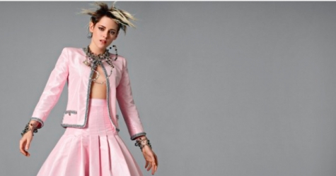 Кристен Стюарт примеряет розовый жакет в новой кампании Chanel