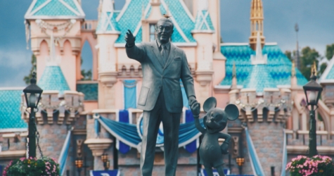 Disney закрывает свои парки развлечений по всему миру из-за коронавируса