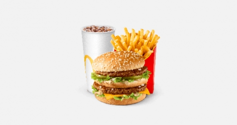 31 января в первом российском McDonald’s можно будет купить бургер за три рубля