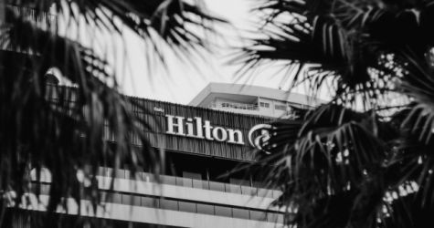 Hilton и Hyatt приостанавливают работу в России