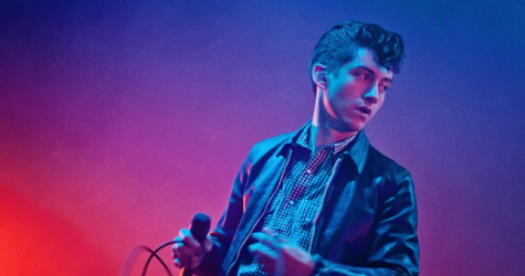 Arctic Monkeys и Guns N' Roses станут хедлайнерами фестиваля в Гластонбери