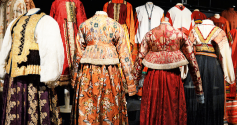 Эрмитаж открыл для посещения коллекцию исторического русского костюма в «Старой Деревне»