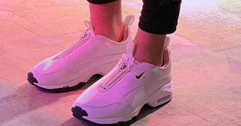 Comme des Garçons представил кроссовки в коллаборации с Nike