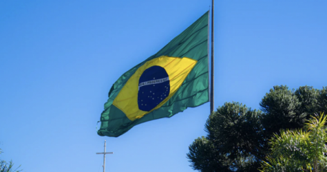 Бразилия отменила режим ЧС спустя два года после начала пандемии
