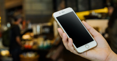 Apple выплатит компенсацию владельцам iPhone, чьи устройства намеренно замедляли