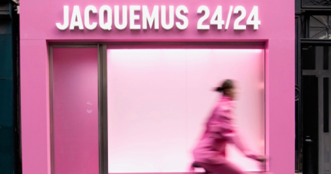 Jacquemus открыл полностью розовый поп-ап в Париже