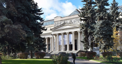 Пушкинский музей вводит формат посещения с бесплатными экскурсиями