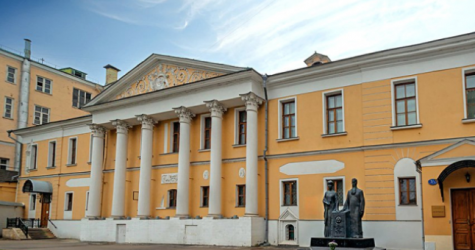 В Музее Рерихов началась реставрация