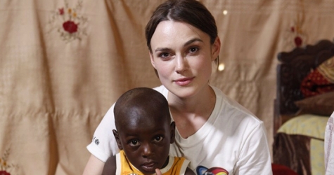 Кира Найтли посетила лагерь беженцев в Судане