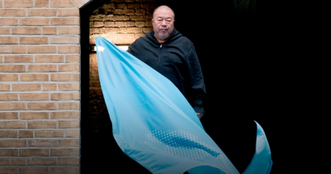 Ай Вэйвэй создал флаг для прав человека
