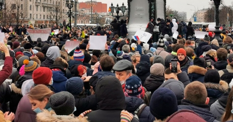 В Москве более 20 тысяч человек вышли на акцию в поддержку Алексея Навального