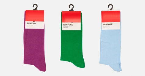 Институт цвета Pantone теперь выпускает носки всех оттенков