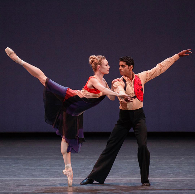 Дрис Ван Нотен разработал сценические костюмы для New York City Ballet