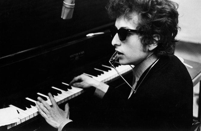 Черновик песни Like а Rolling Stone принес Бобу Дилану $2 млн