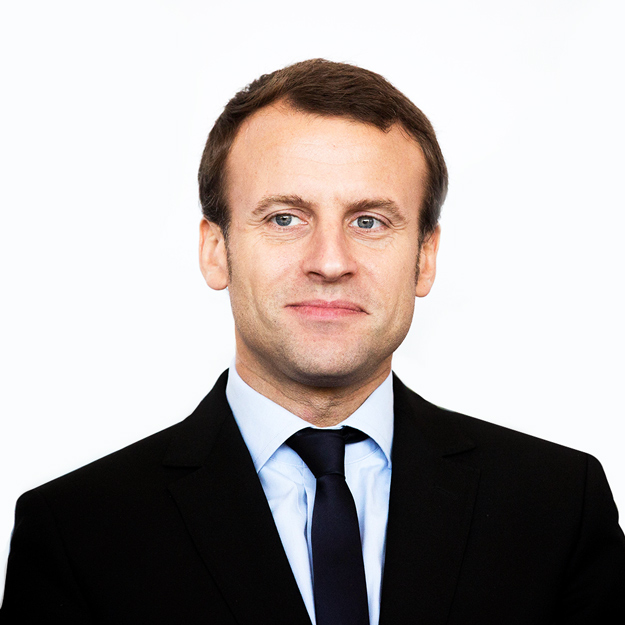 Визажист президента Франции получил за работу 26 тысяч евро