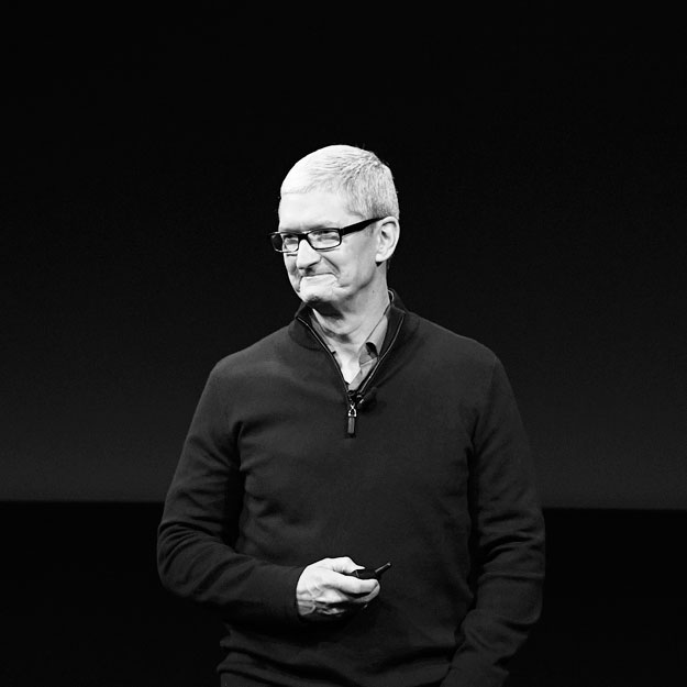 Тим Кук из Apple рассказал о будущем моды и шопинге в дополненной реальности