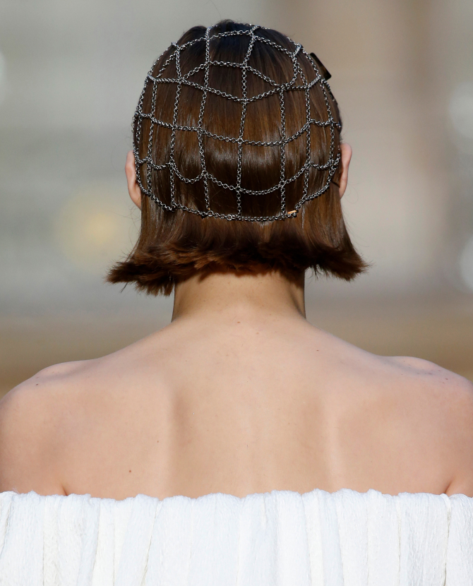 Модные женские стрижки на короткие волосы –– 2020