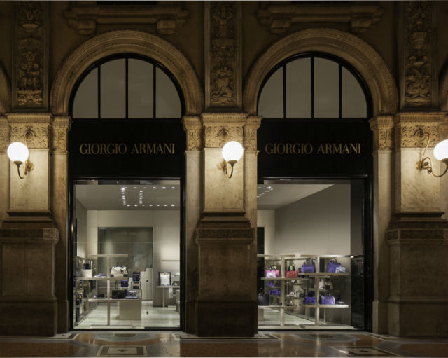 Giorgio Armani открывает новый  бутик аксессуаров в Милане