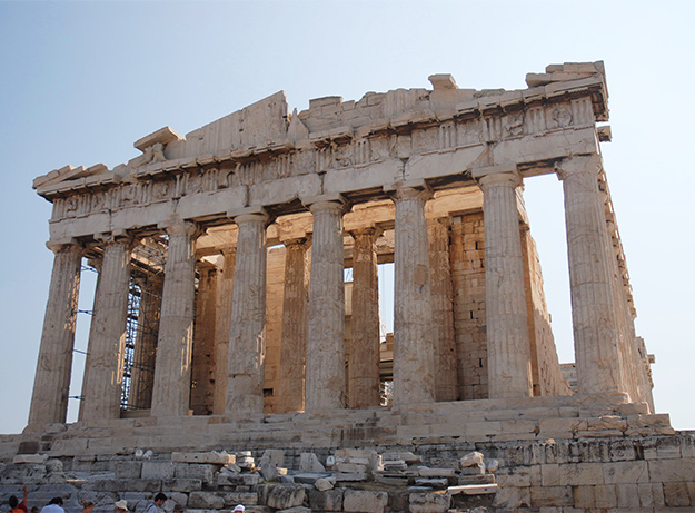 Греция не разрешила Gucci провести показ на Акрополе