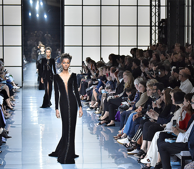 Показ Giorgio Armani пройдет в середине миланской недели моды