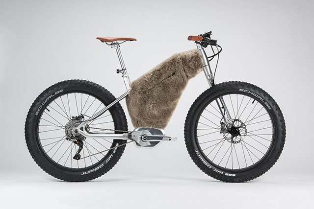 Филипп Старк и Moustache Bikes создали коллекцию электрических велосипедов