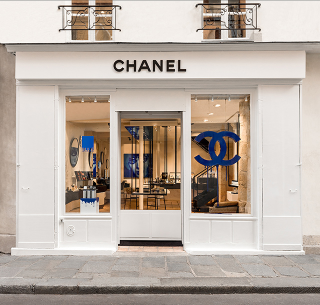 Chanel открыл бьюти-бутик в Париже