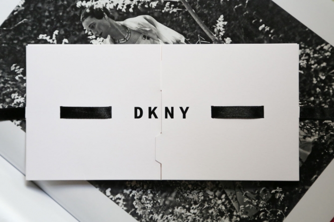 DKNY показал новый логотип