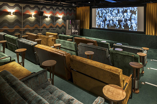 В лондонском Selfridges открылся кинотеатр